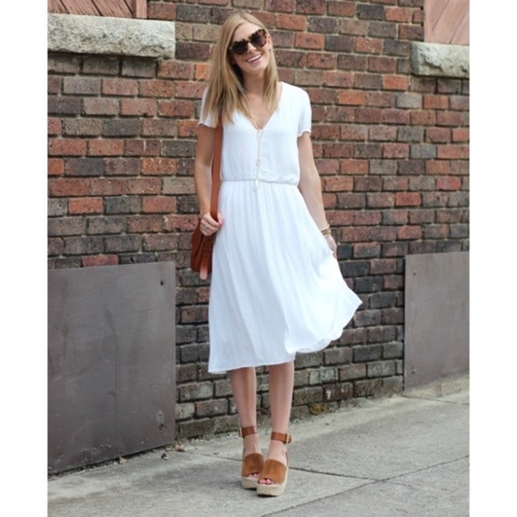 WAYF Nordstrom V-Neck Blouson Midi Dress in White Size Small Blogger Favorite - Picture 4 of 13